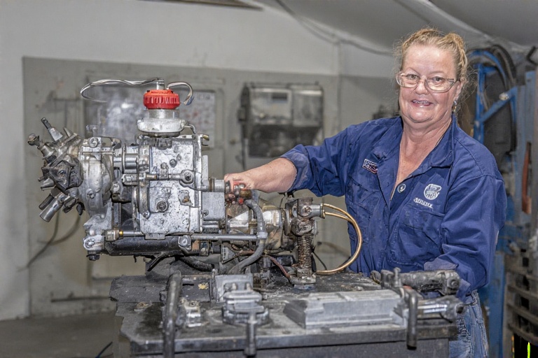 Sioux Model 5200 Air Tool: Precision and Power for Industrial Excellence