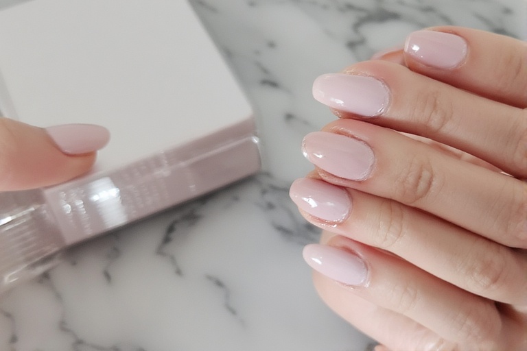 ASMR Koni Remove Polish: A Relaxing Guide to Nail Care Bliss